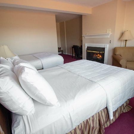 The Lucerne Inn Dedham エクステリア 写真