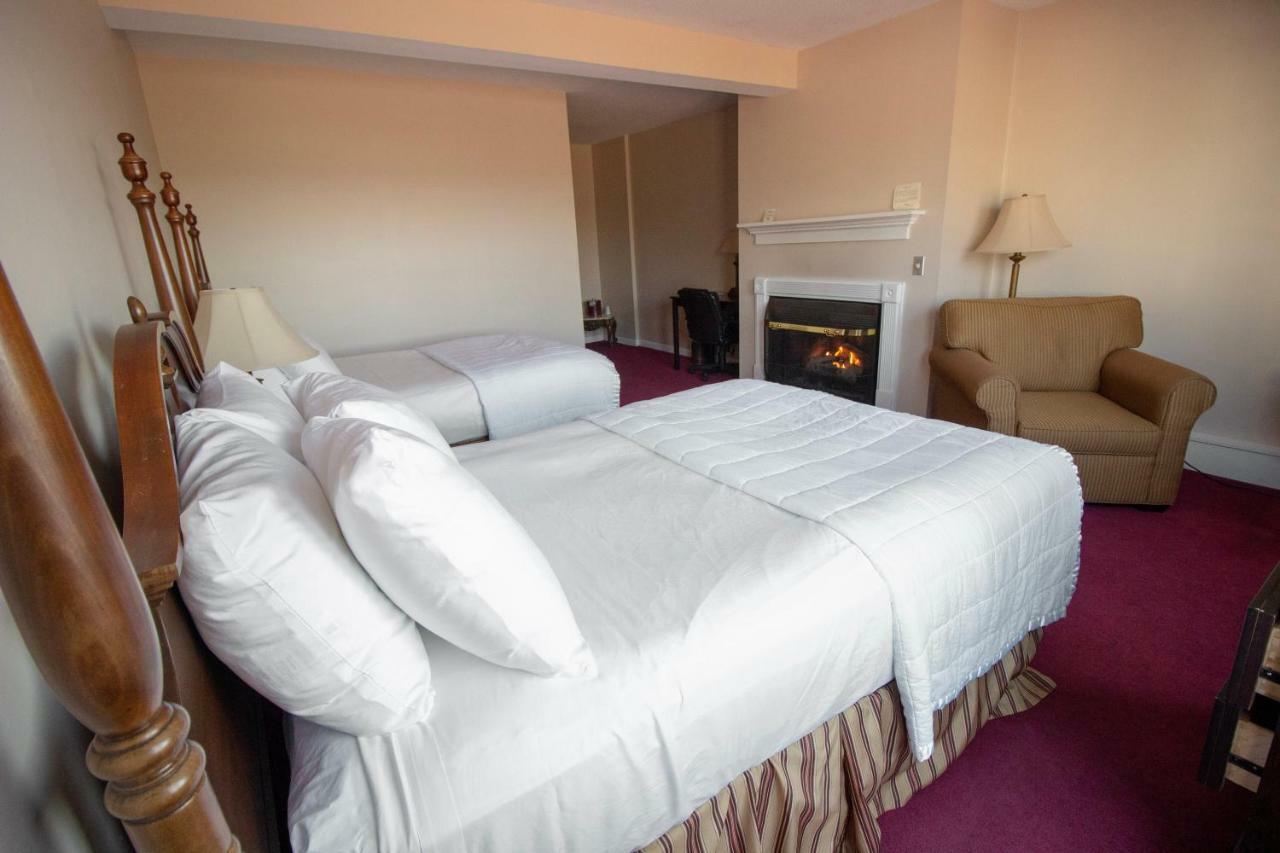 The Lucerne Inn Dedham エクステリア 写真